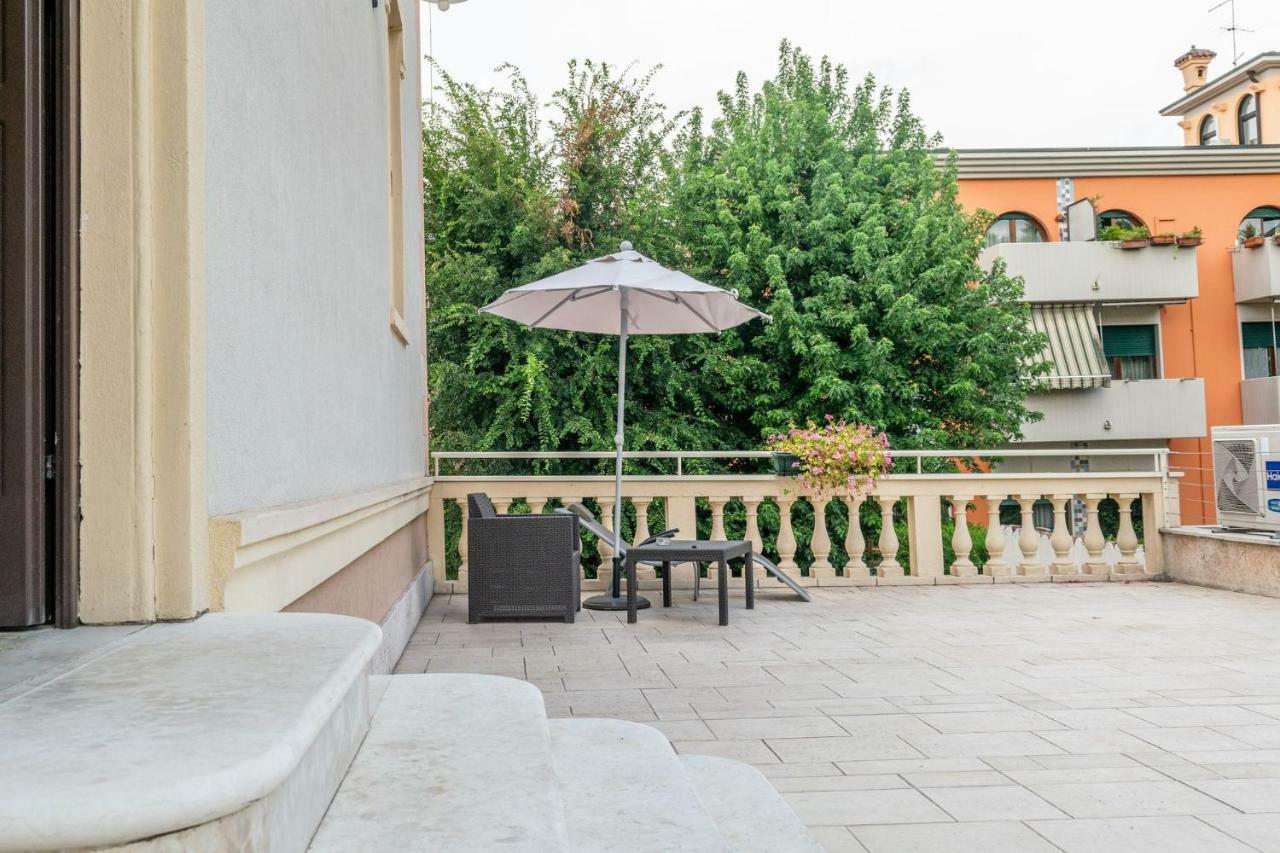 Juliet House — Photos 2